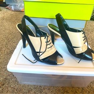 Tahari lace-up leather heels is the perfect shoes for Spring, summer, and fall